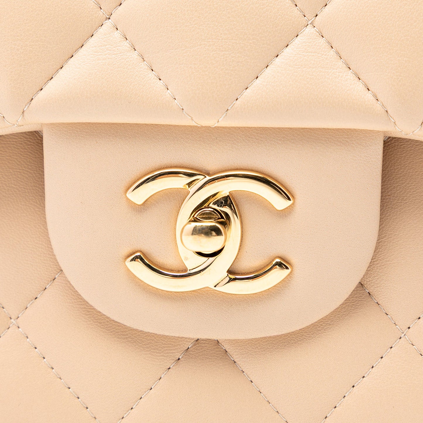 Chanel Jumbo Classic Lambskin Double Flap