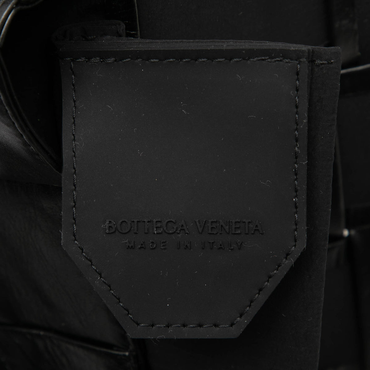 Bottega Veneta Candy Paper Calfskin Intrecciato Cassette Crossbody — Black