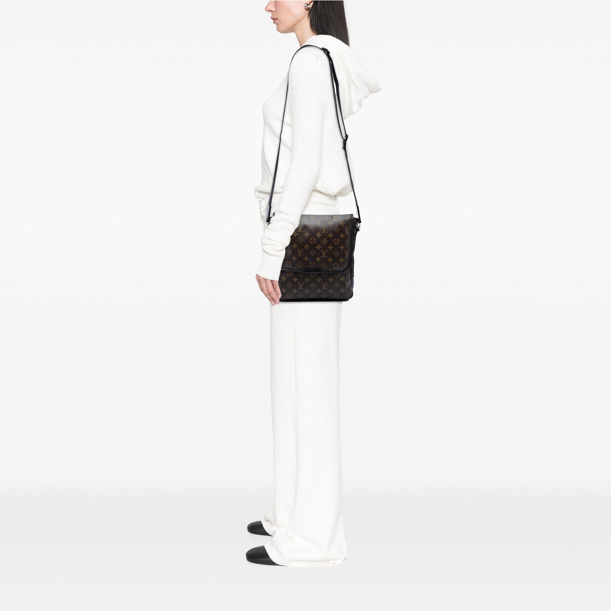 Louis Vuitton Monogram Macassar Bass MM