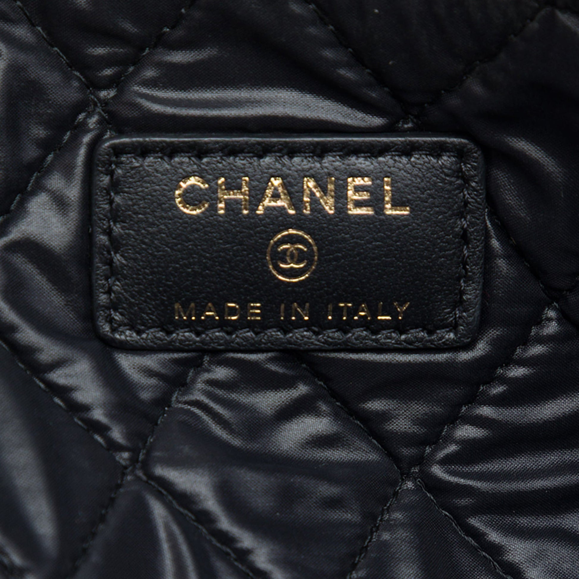 Chanel Large Quilted Lambskin Colorblock O Case