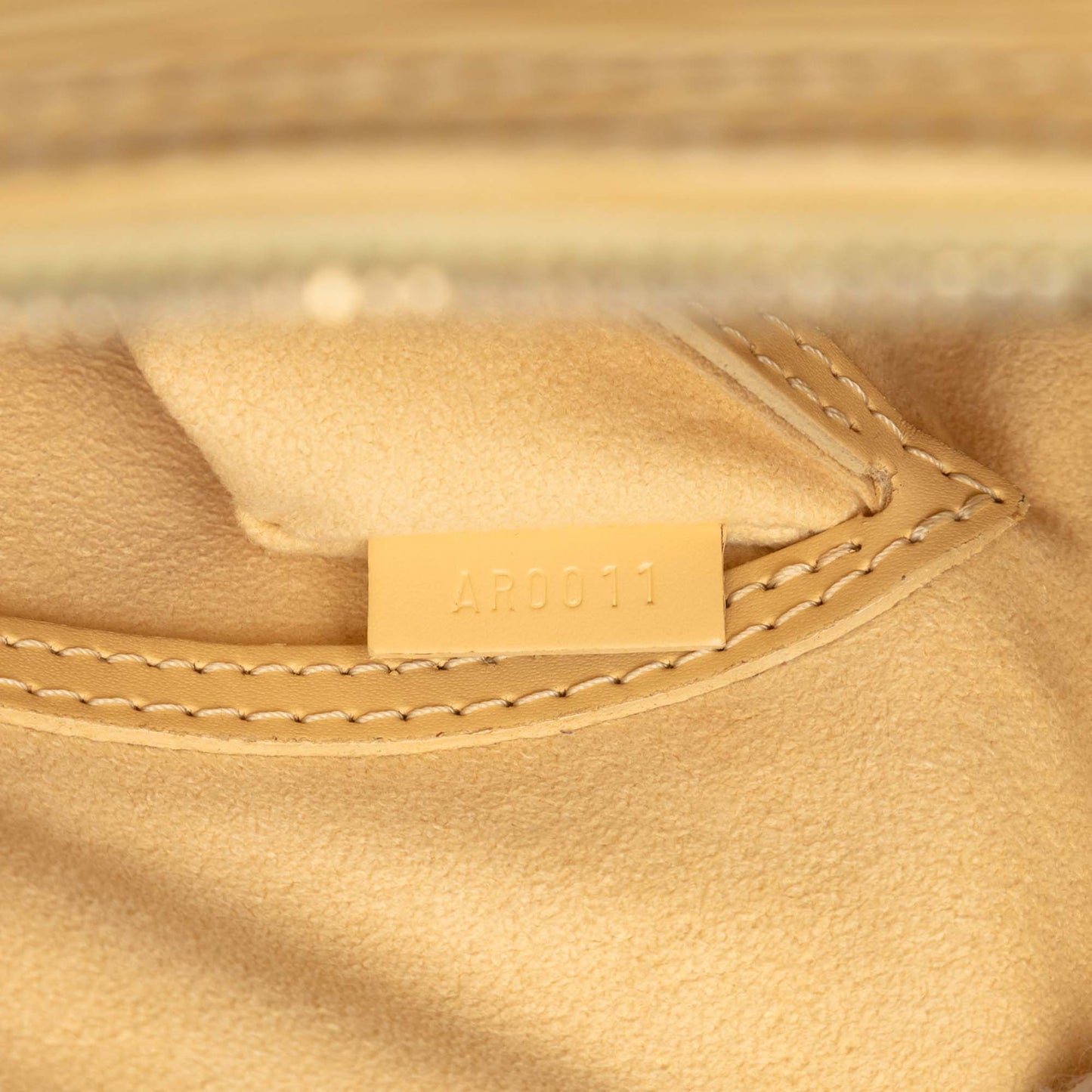 Louis Vuitton Epi Alma PM