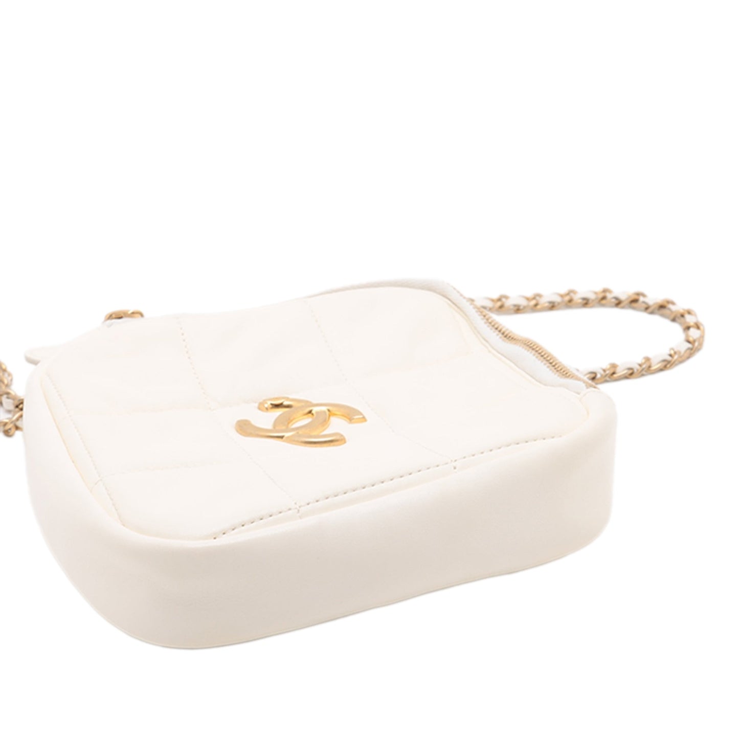 Chanel CC Quilted Lambskin Diamond Clutch with Chain