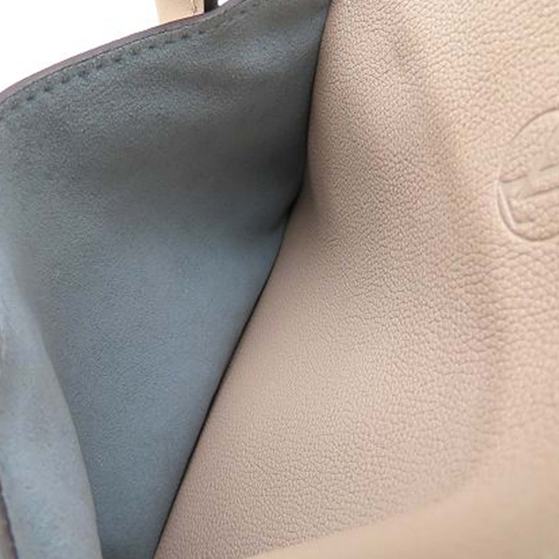 Louis Vuitton Monogram On My Side PM
