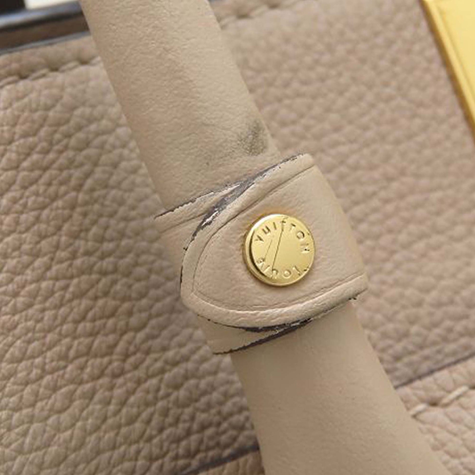 Louis Vuitton Monogram On My Side PM