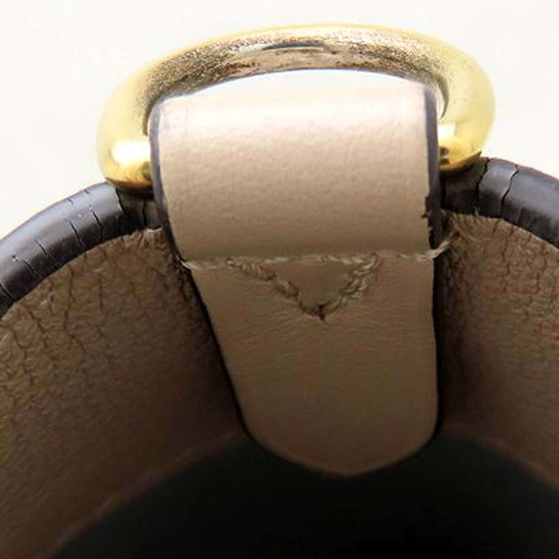 Louis Vuitton Monogram On My Side PM