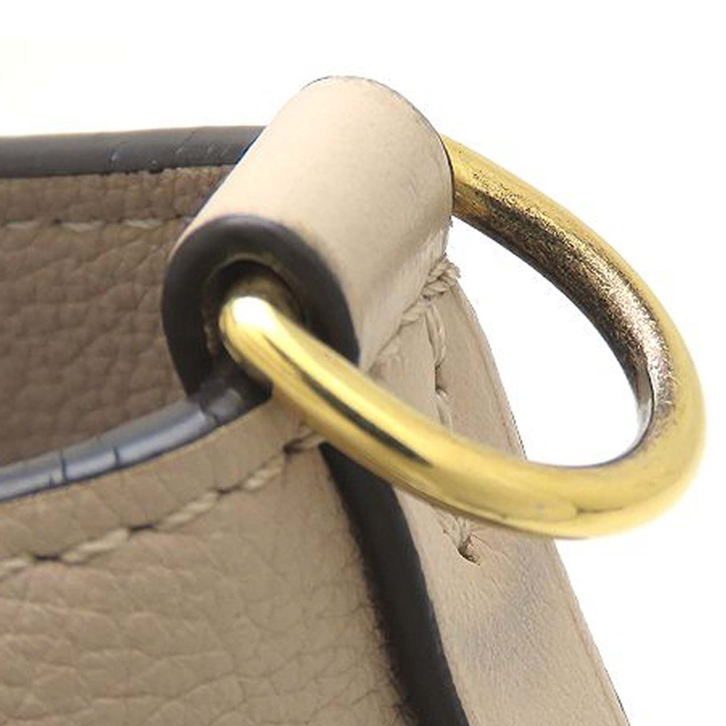 Louis Vuitton Monogram On My Side PM