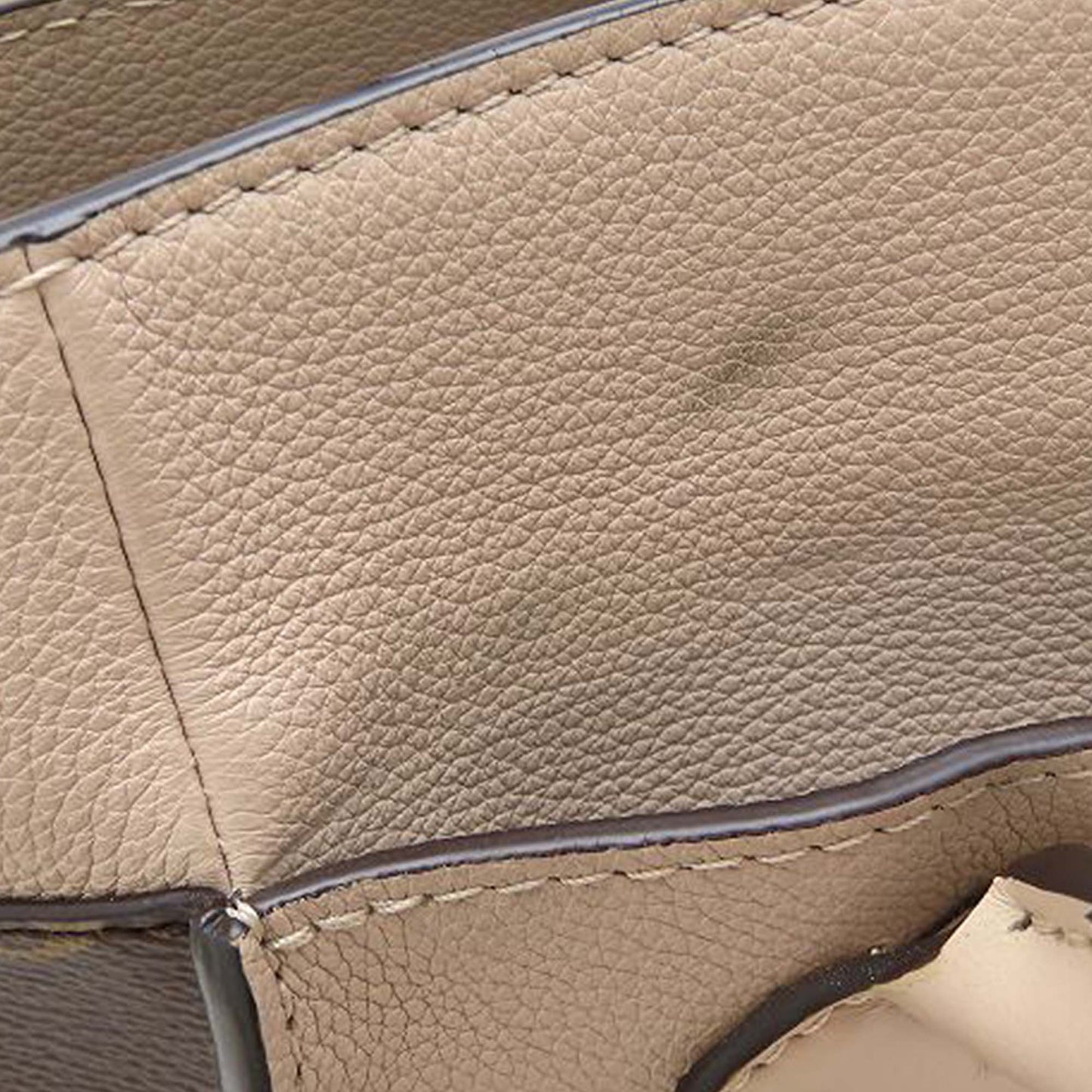 Louis Vuitton Monogram On My Side PM