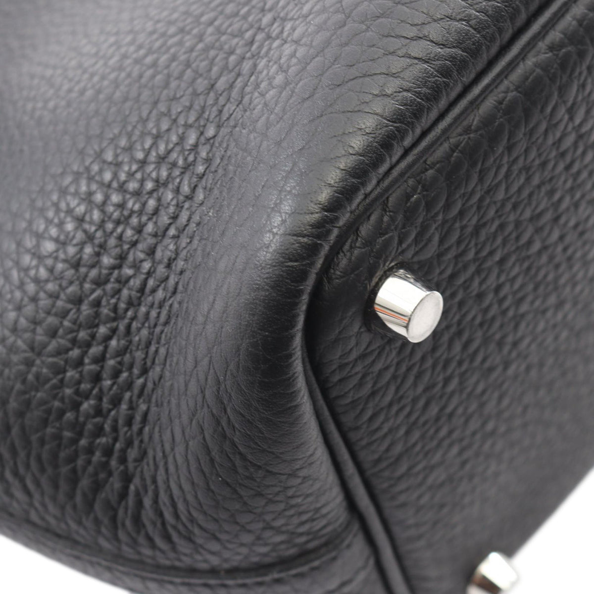 Hermès Clemence Picotin Lock 18
