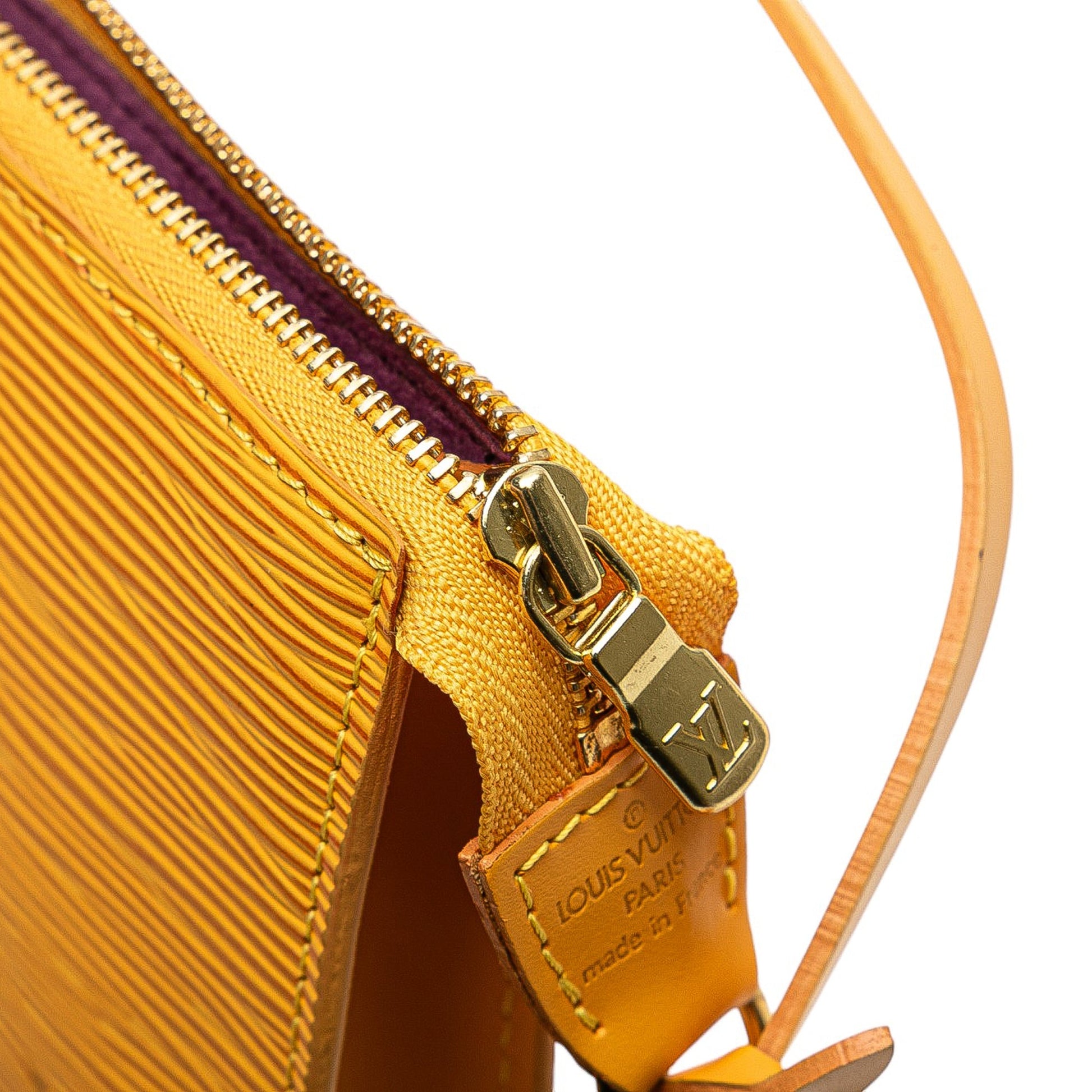 Louis Vuitton Epi Pochette Accessoires