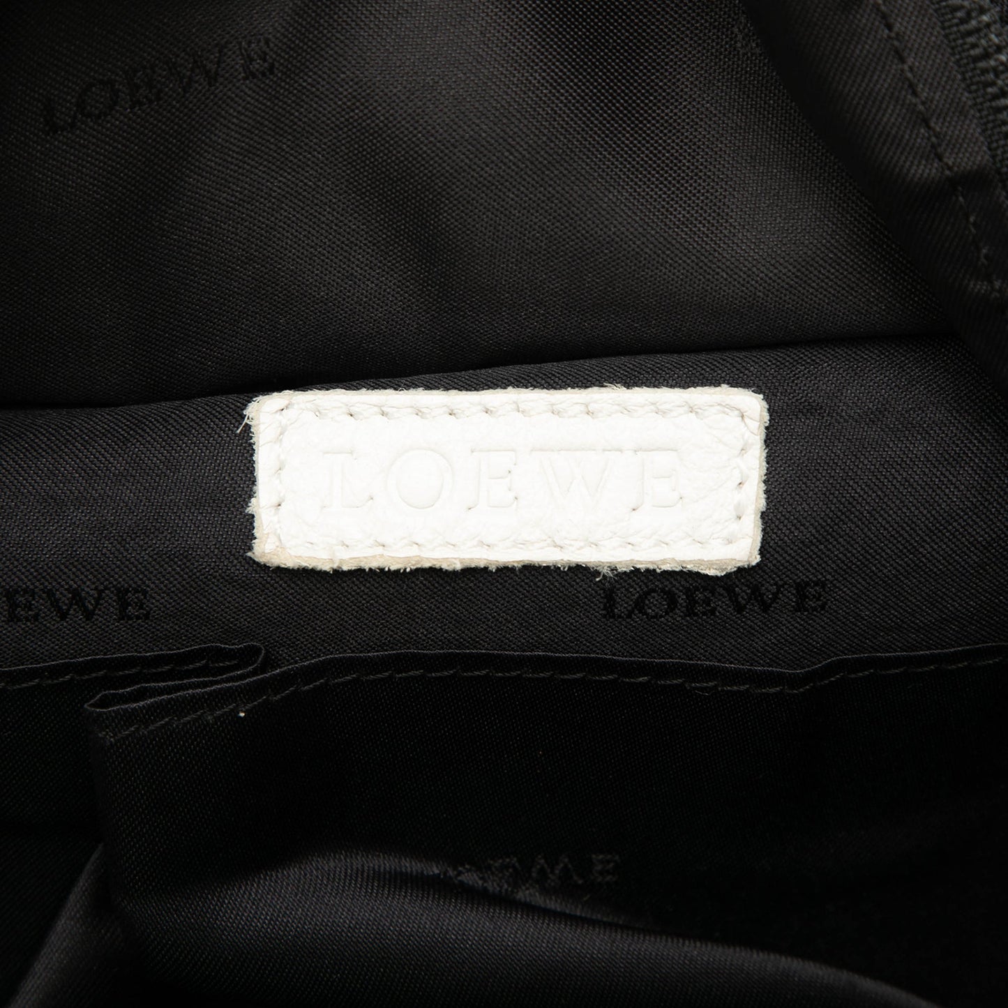 LOEWE Nappa Aire