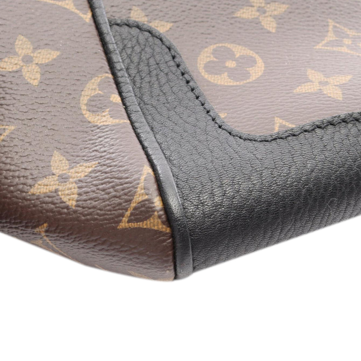 Louis Vuitton Monogram Estrela MM