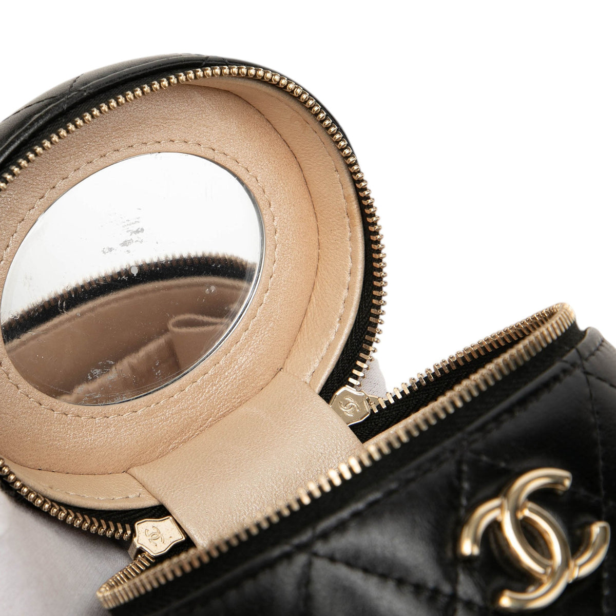Chanel Mini Quilted Lambskin Ruched Handle Vanity Case — Black
