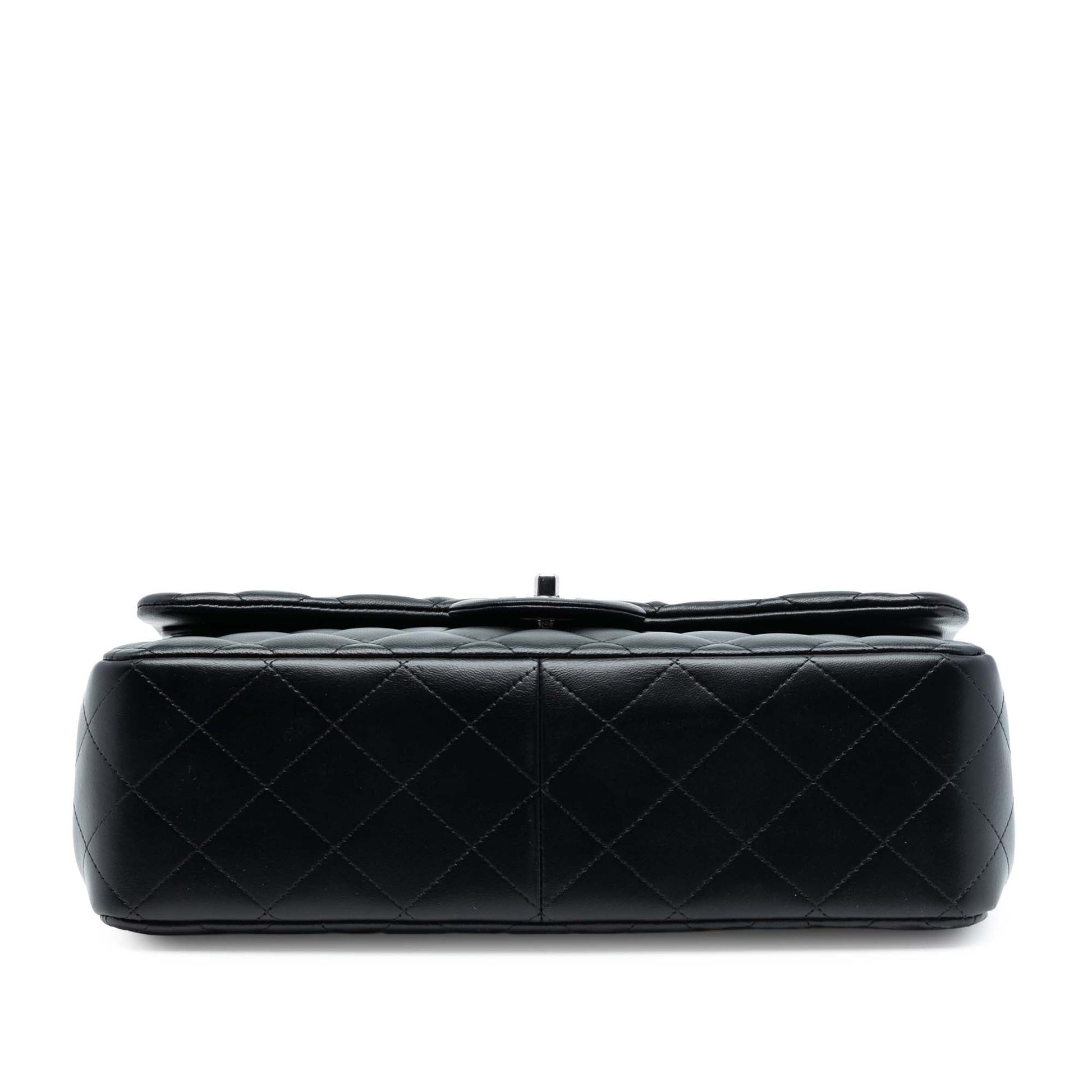Chanel Jumbo Classic Lambskin Double Flap