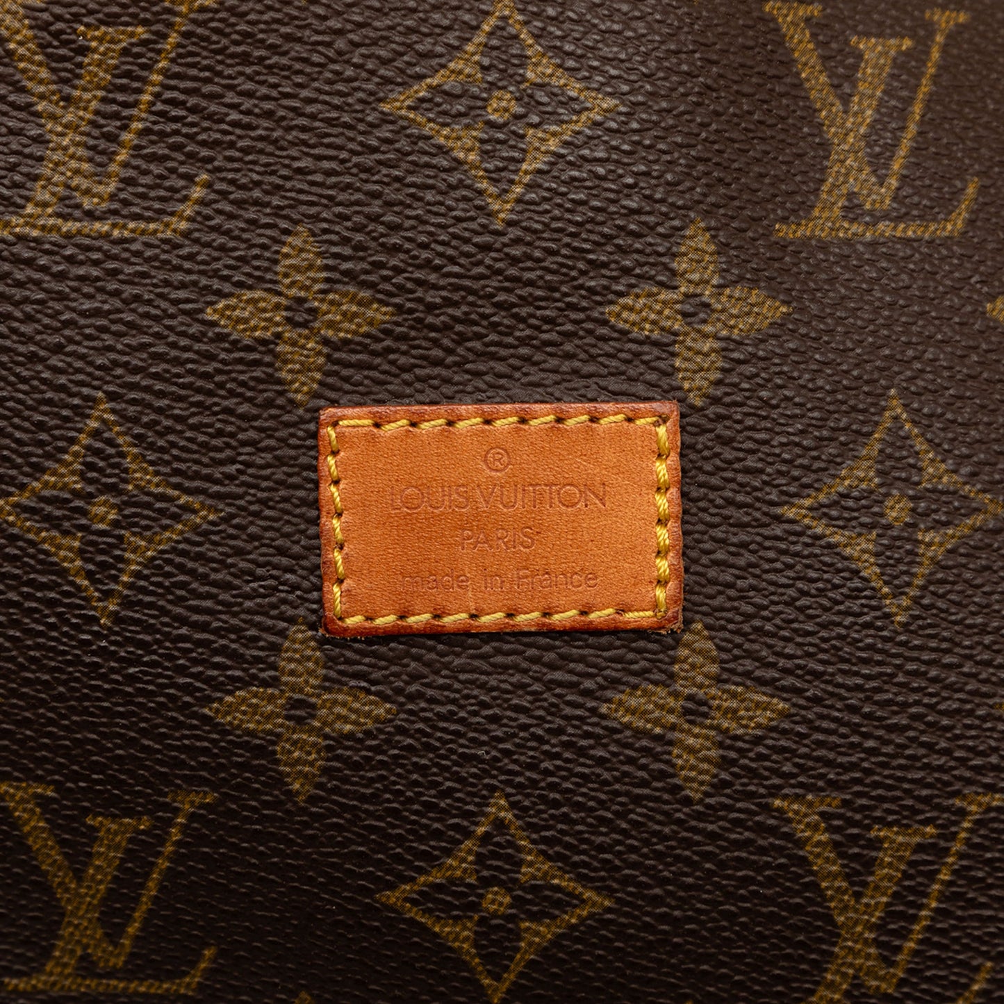 Louis Vuitton Monogram Saumur 25