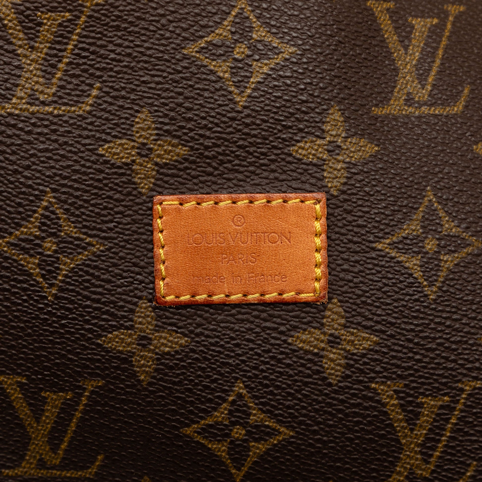 Louis Vuitton Monogram Saumur 25
