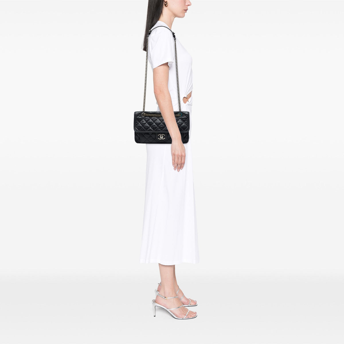 Chanel Medium Quilted Calfskin French Riviera Flap — Black