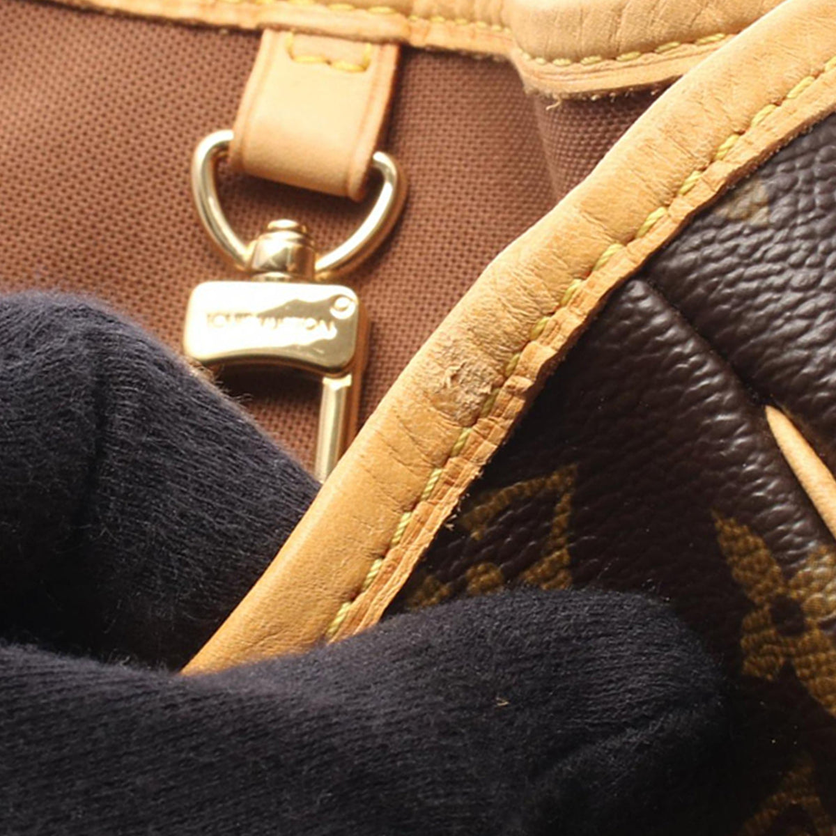 Louis Vuitton Monogram Batignolles Vertical Tote