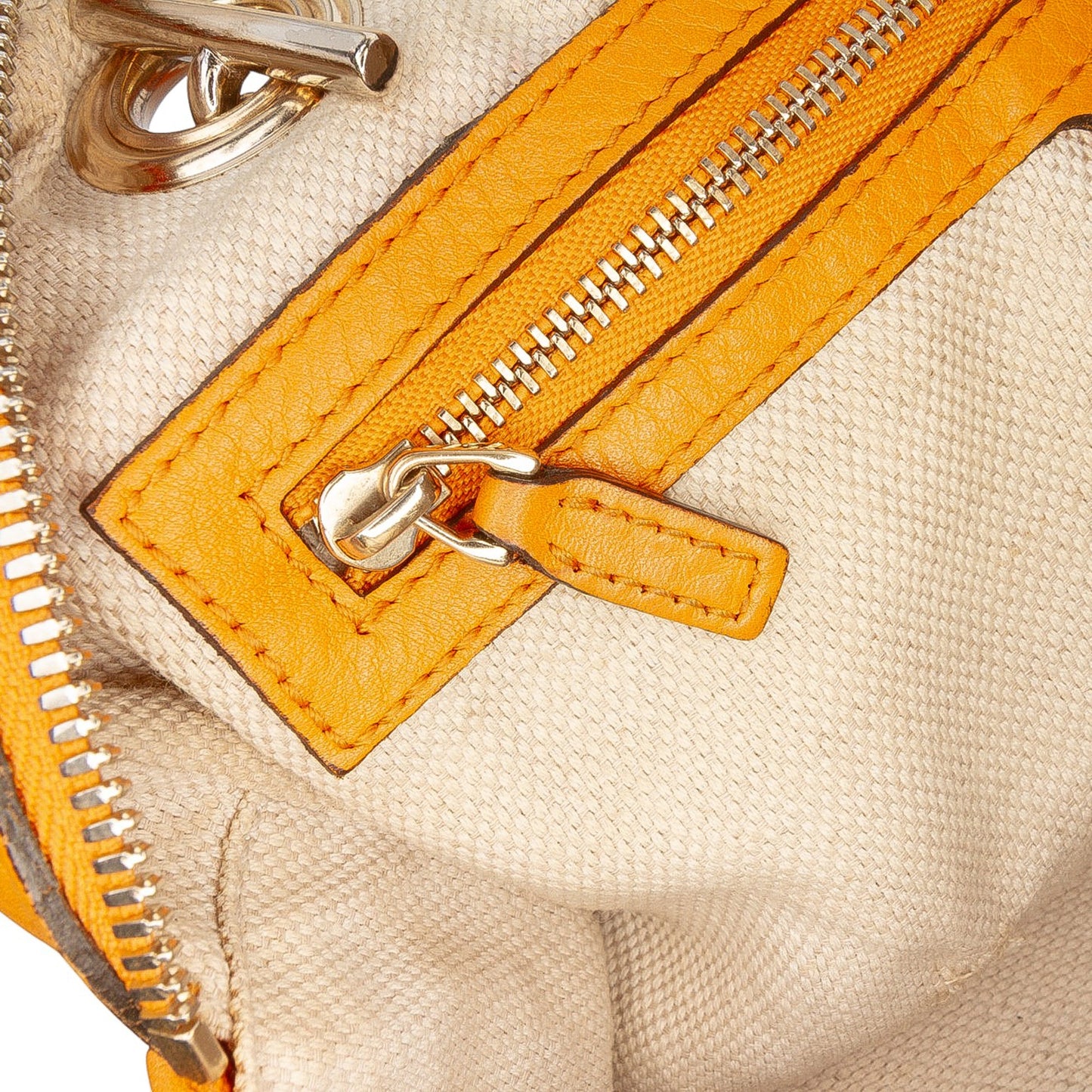 Gucci Leather Soho Chain Zip Shoulder Bag