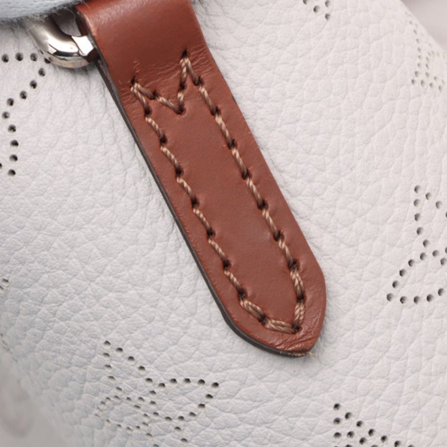 Louis Vuitton Monogram Mahina Hina PM
