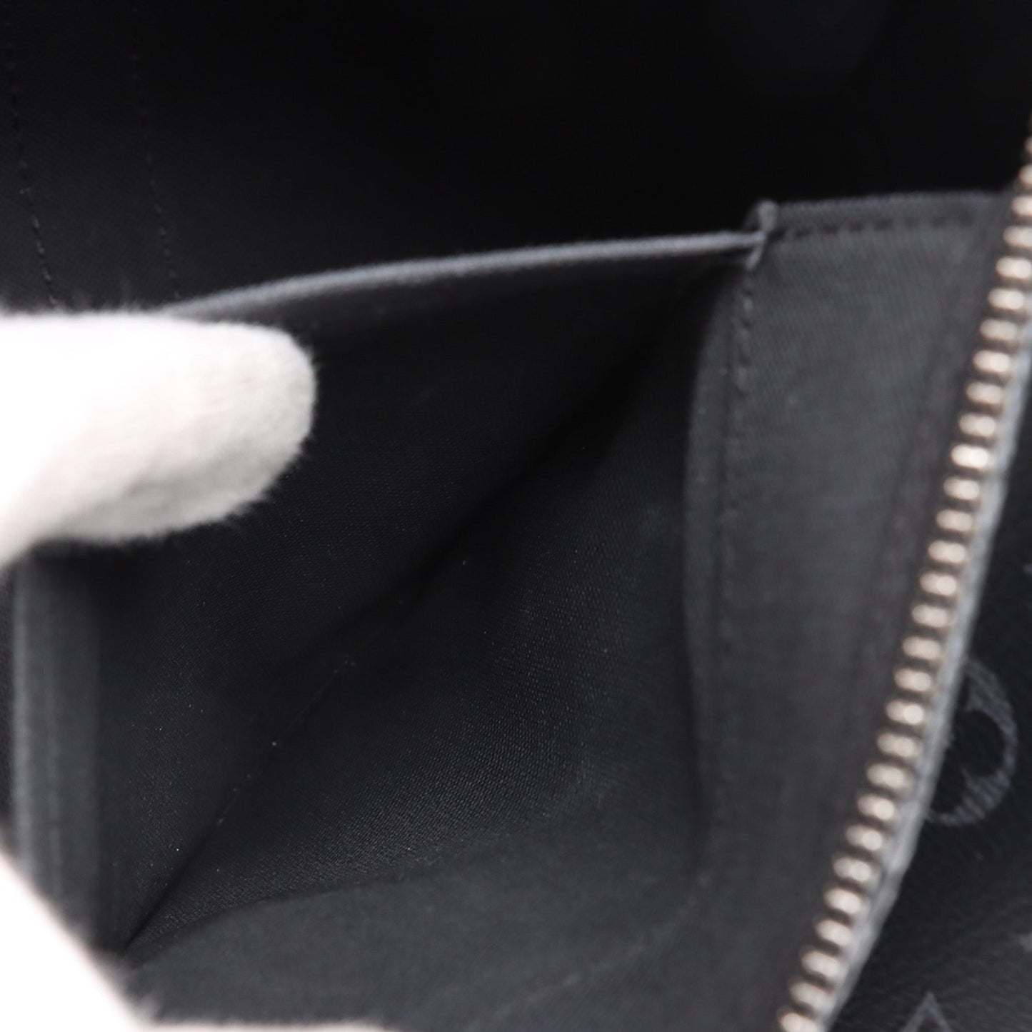 Louis Vuitton Monogram Eclipse Keepall Bandouliere 35