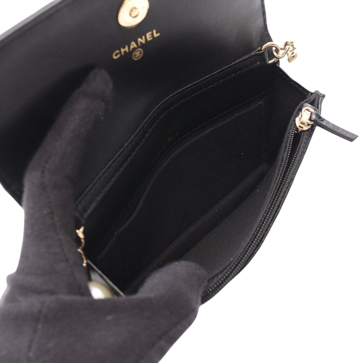 Chanel CC Quilted Calfskin Maxi Pearls Wallet on Chain