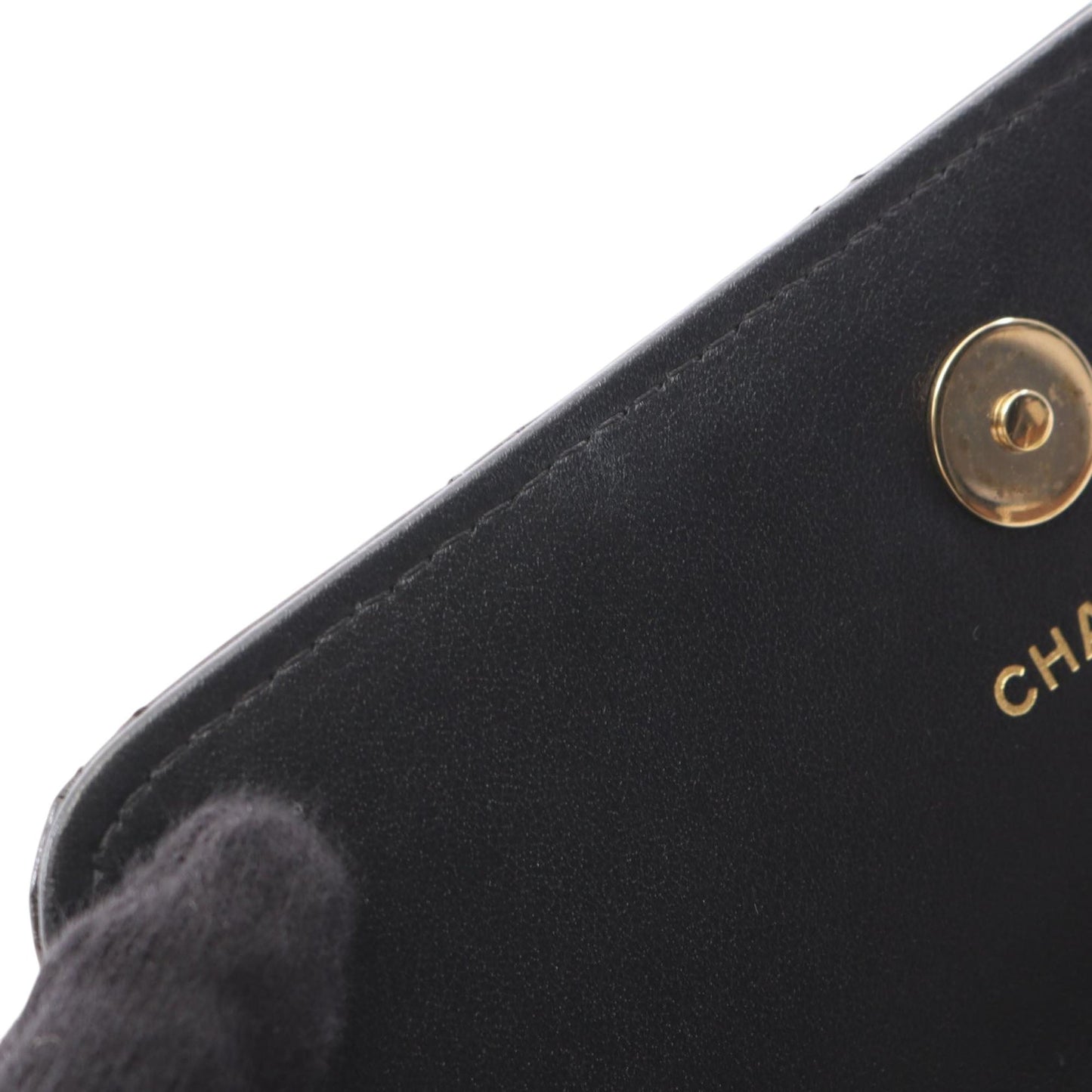 Chanel CC Quilted Calfskin Maxi Pearls Wallet on Chain