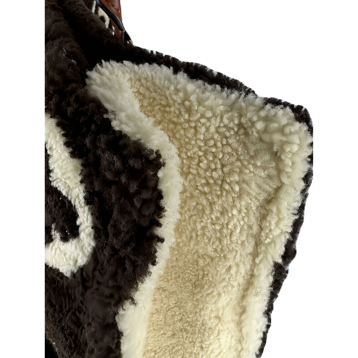 Louis Vuitton Monogram Giant Shearling Teddy Onthego GM — Black