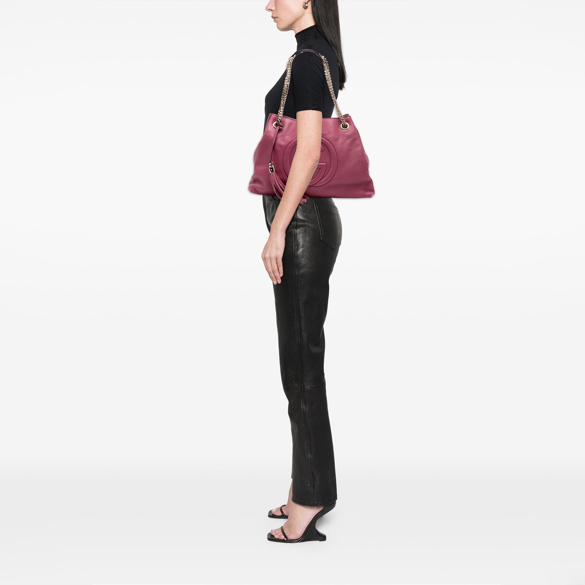 Gucci Medium Leather Soho Chain Tote