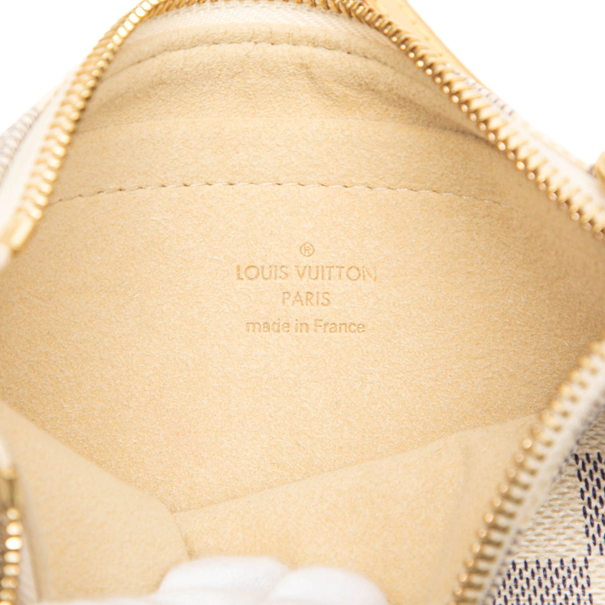 Louis Vuitton Damier Azur Pochette Milla MM — White