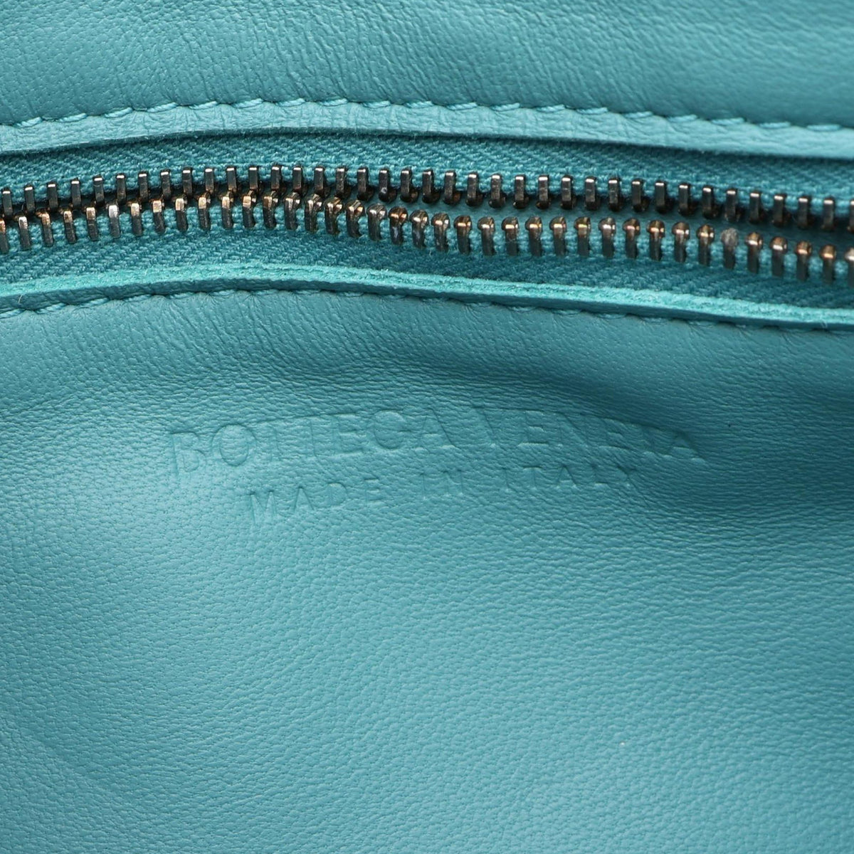 Bottega Veneta Nappa Intrecciato Cassette Crossbody — Blue