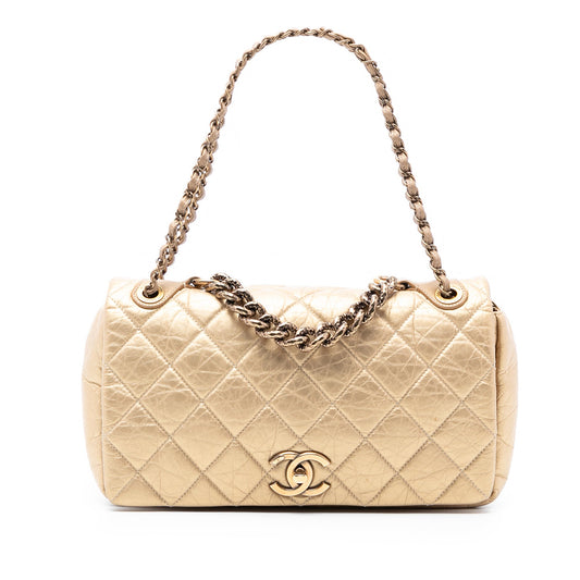 Chanel Medium Quilted Aged Calfskin Pondichery Flap