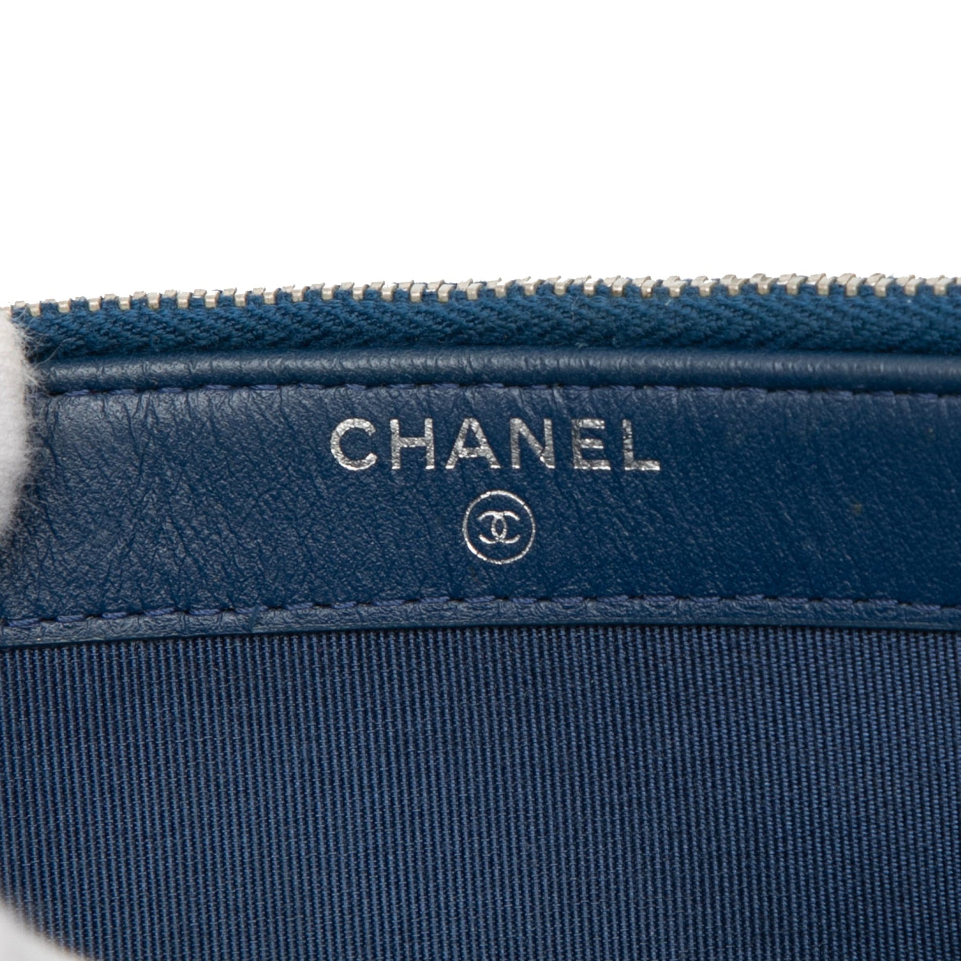 Chanel CC Quilted Caviar Double Zip Clutch With Chain