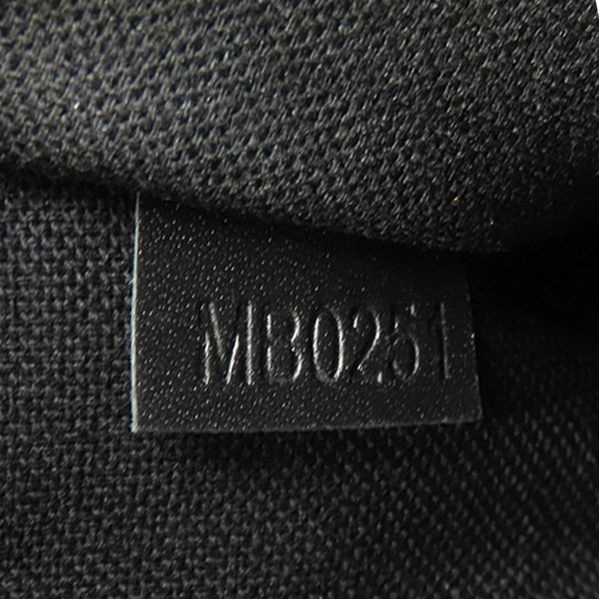 Louis Vuitton Monogram Eclipse Reverse Keepall Bandouliere 25