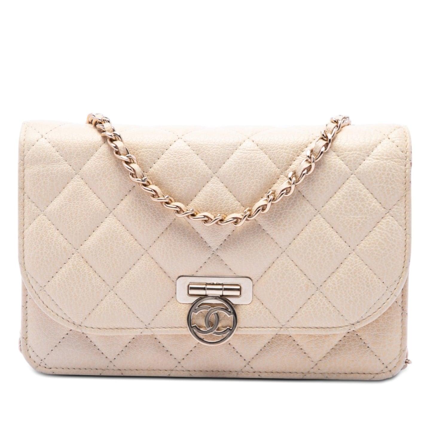 Chanel Round CC Quilted Calfskin Flip Lock Wallet On Chain