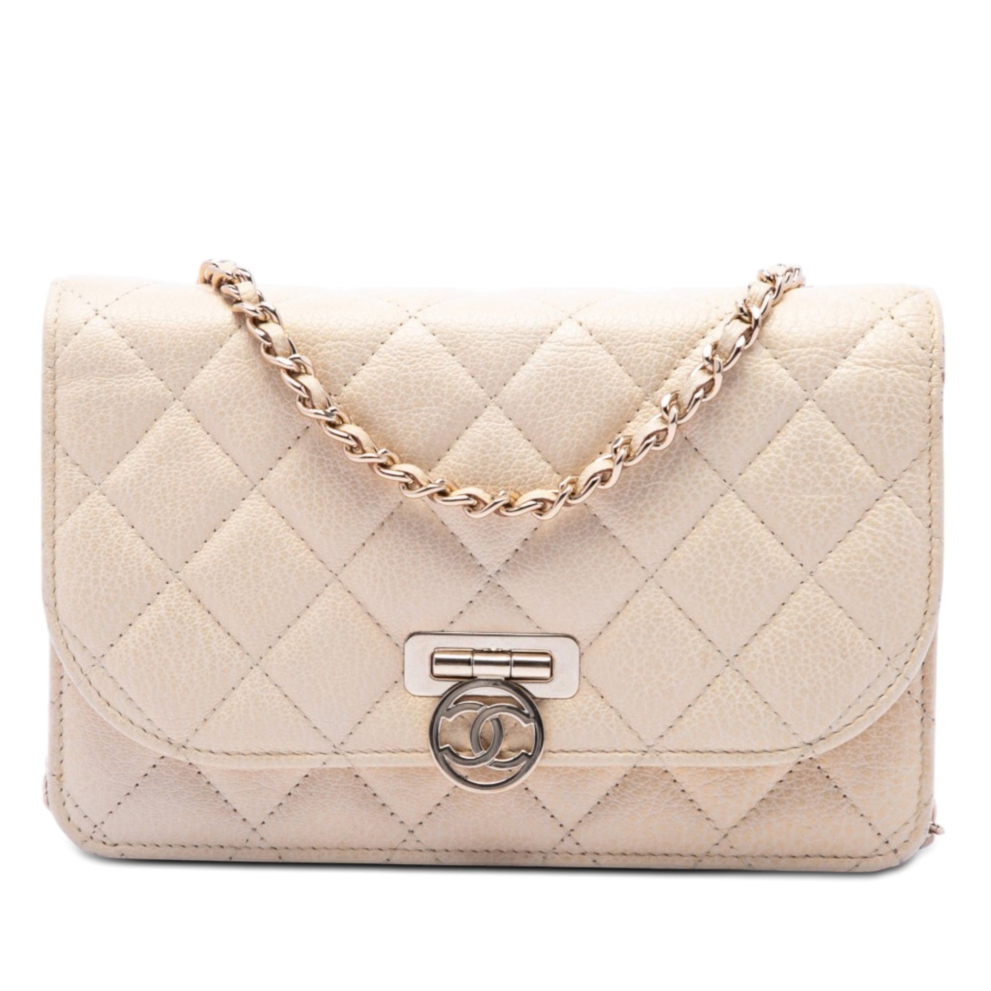 Chanel Round CC Quilted Calfskin Flip Lock Wallet On Chain