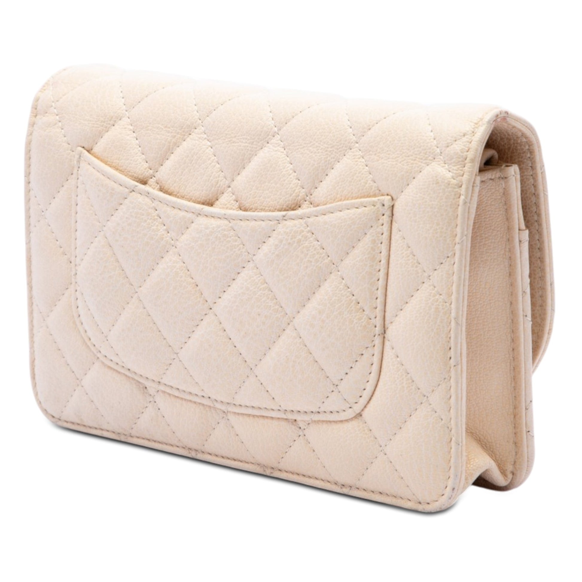 Chanel Round CC Quilted Calfskin Flip Lock Wallet On Chain