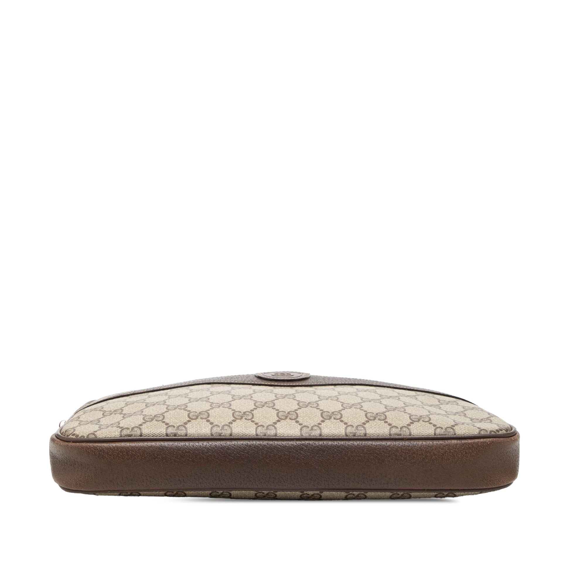Gucci GG Supreme Clutch