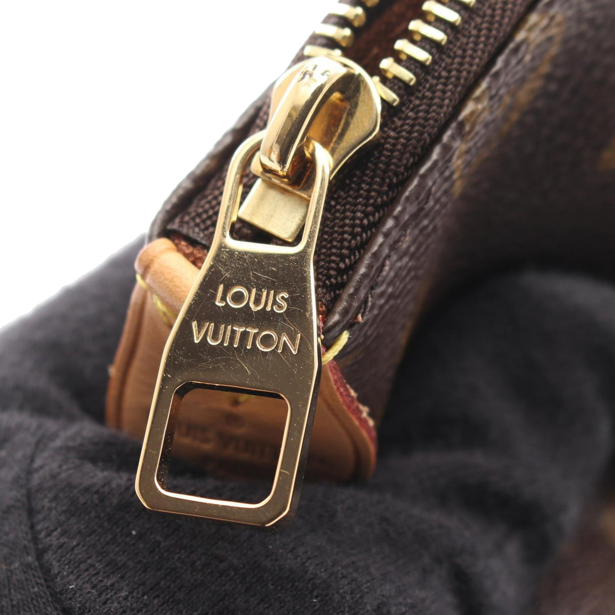 Louis Vuitton Monogram Totally MM