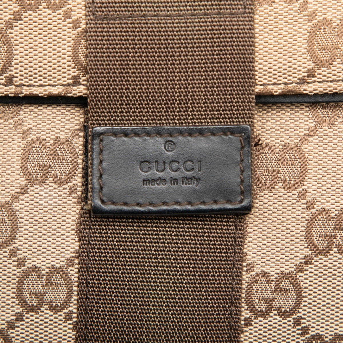 Gucci GG Canvas Clutch — Beige