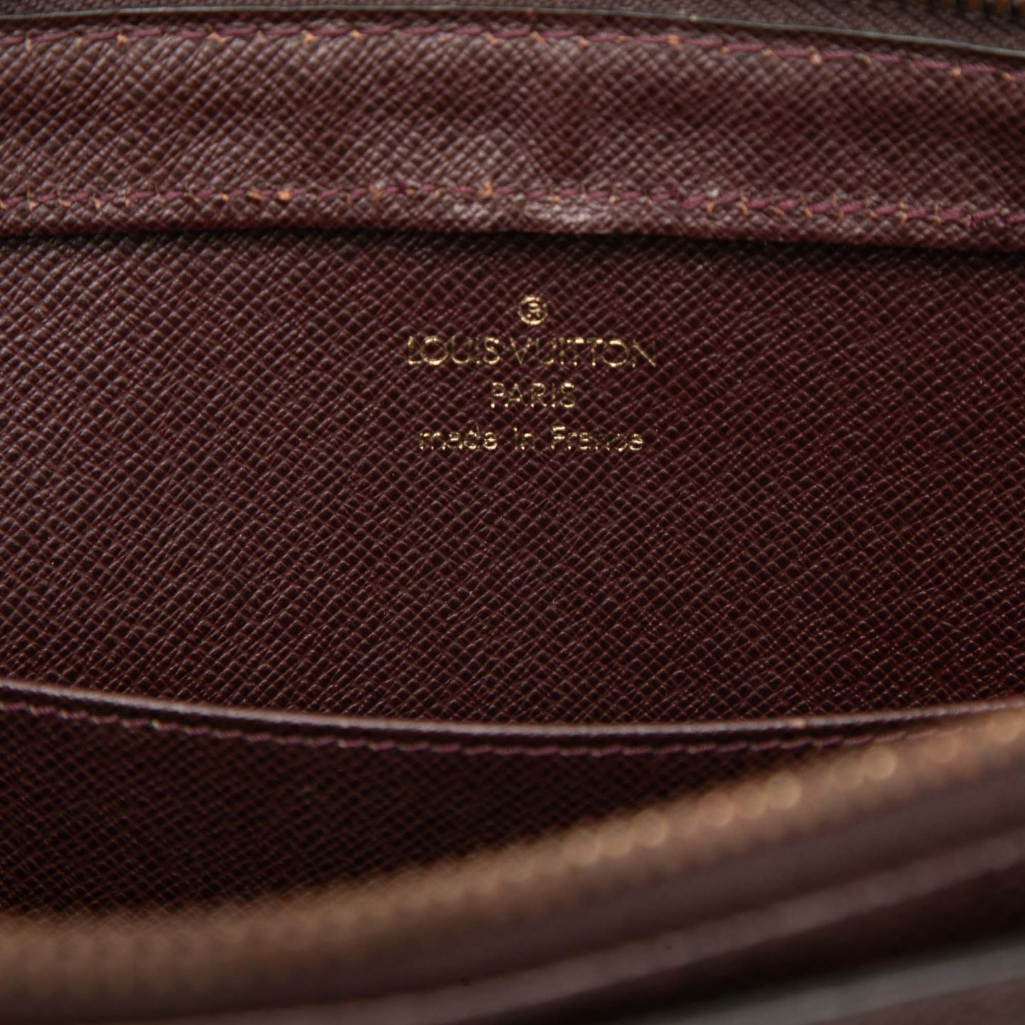 Louis Vuitton Taiga Pochette Baikal