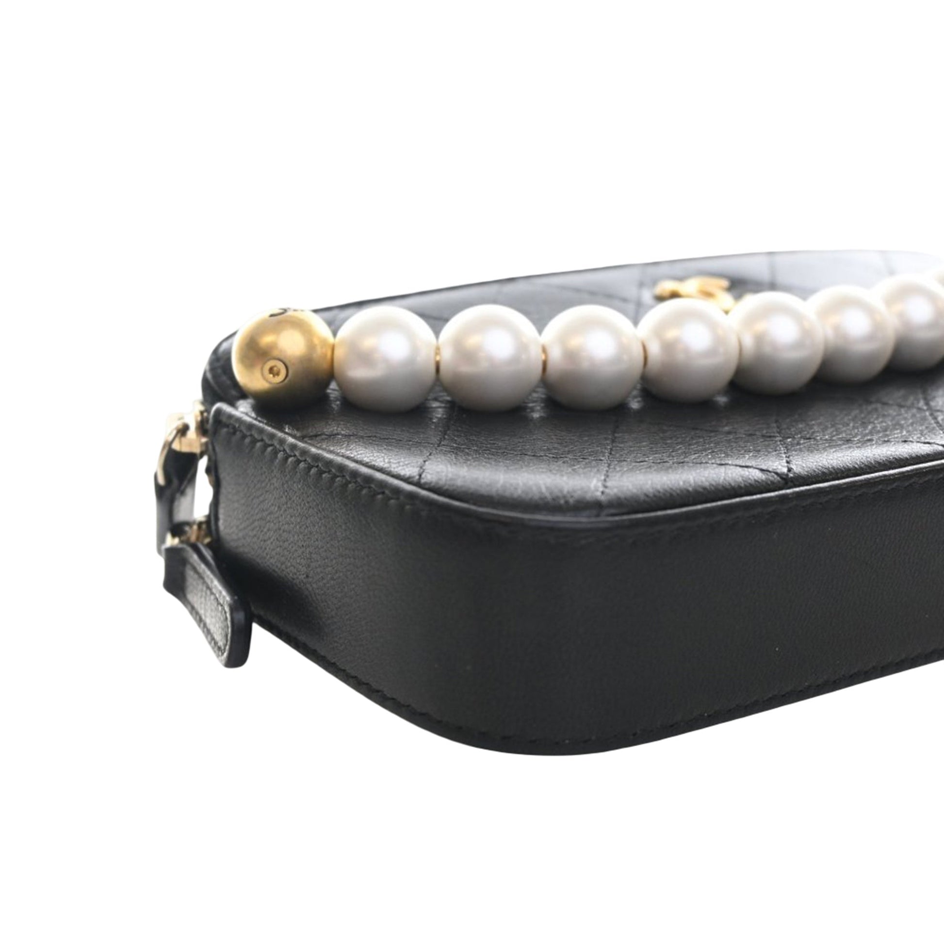 CC Quilted Goatskin Chic Pearls Double Zip Clutch With Chain
