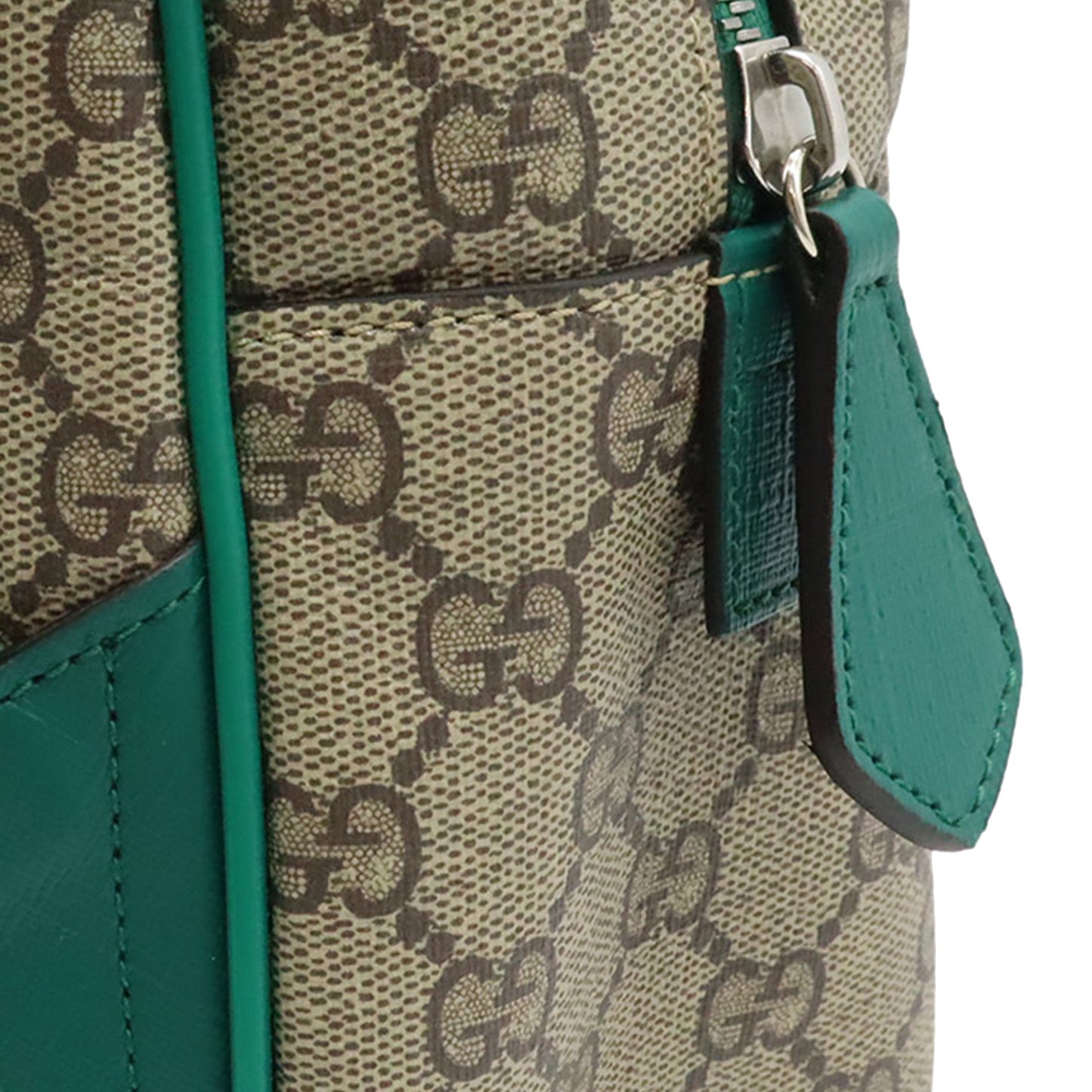 Gucci Peter Rabbit Childrens GG Supreme Apple Backpack