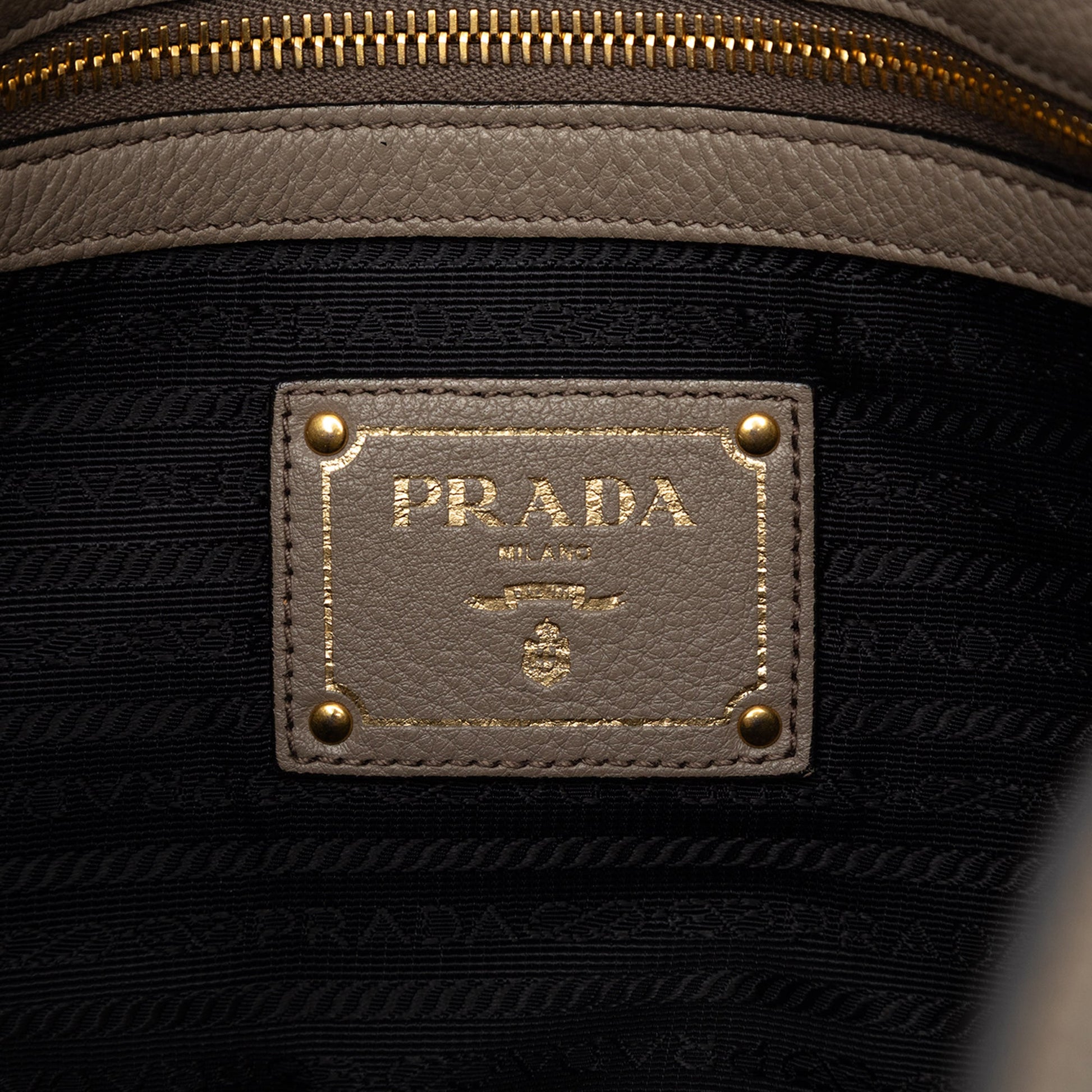 Prada Vitello Daino Canapa Logo Tote