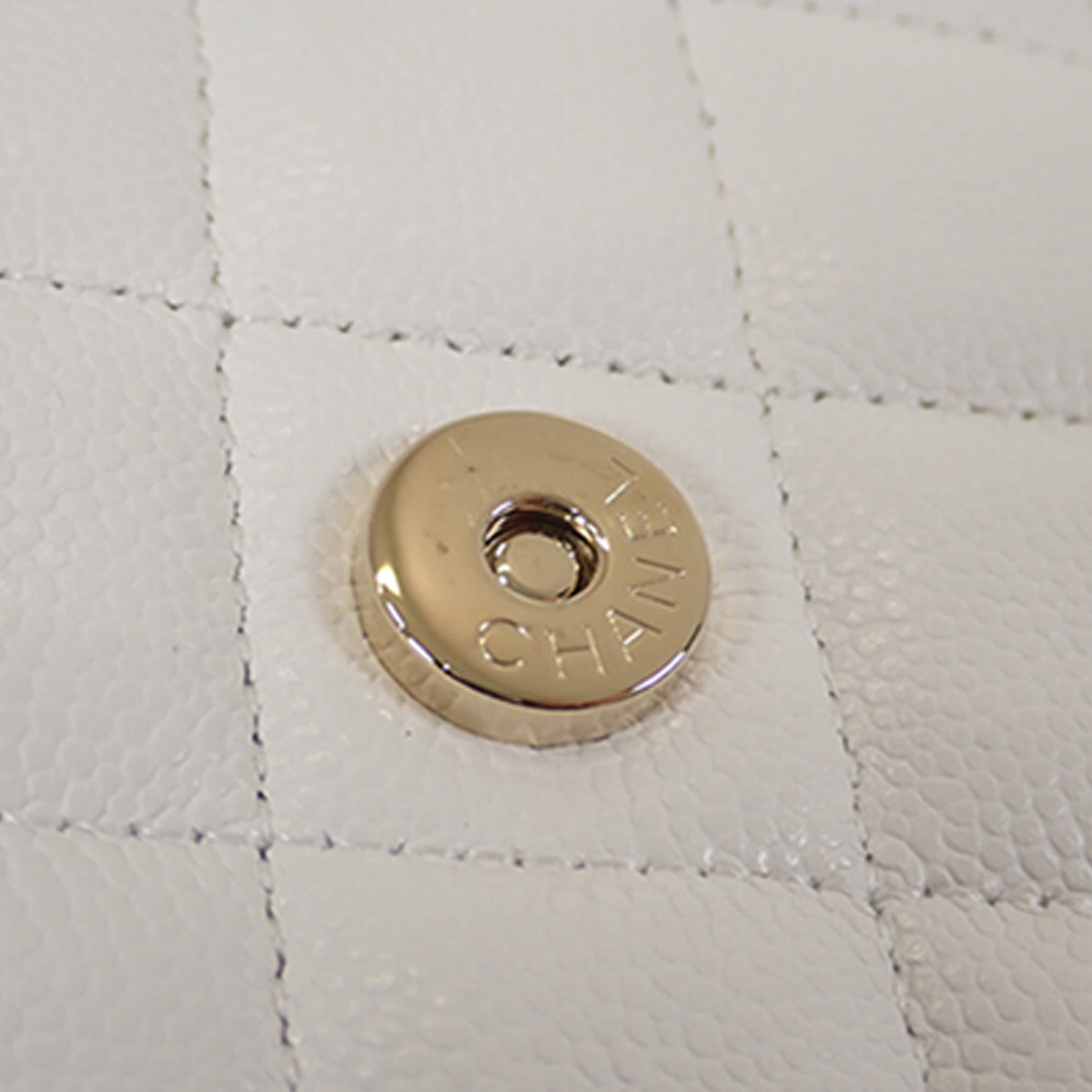 Chanel Classic Caviar Wallet On Chain