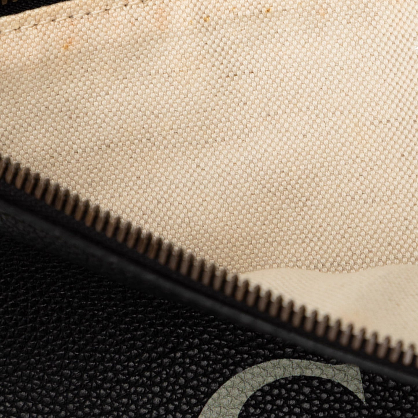 Gucci Leather Logo Clutch