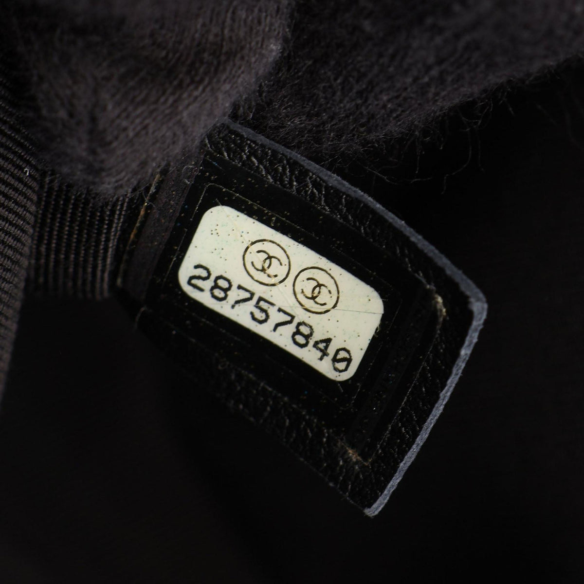 Chanel Old Medium Sequined Lambskin Boy Flap — Black