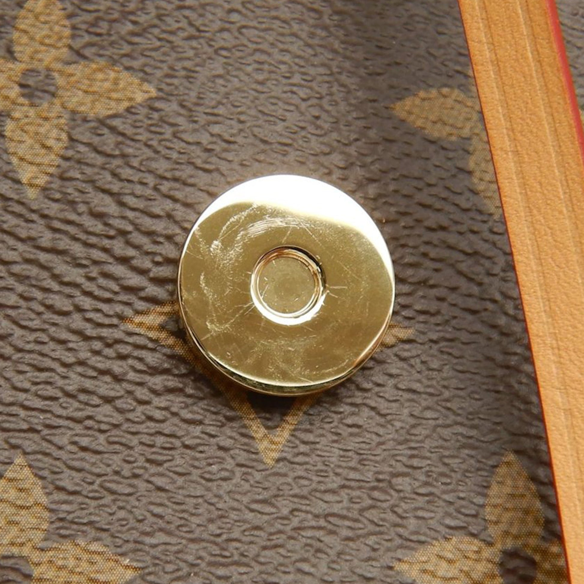 Louis Vuitton Monogram Montsouris PM