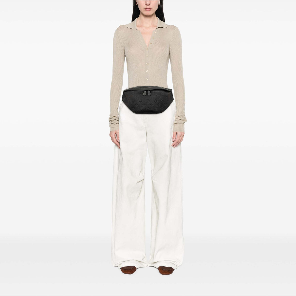 Louis Vuitton Monogram Shadow Discovery Bumbag