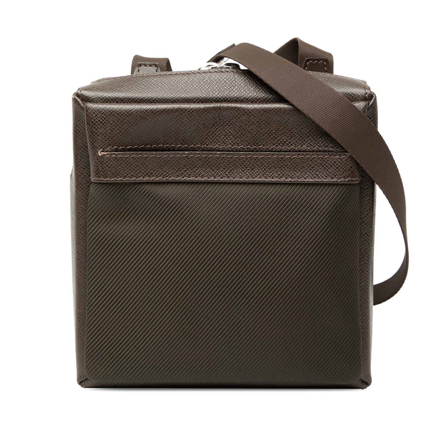 Louis Vuitton Taiga Sayan