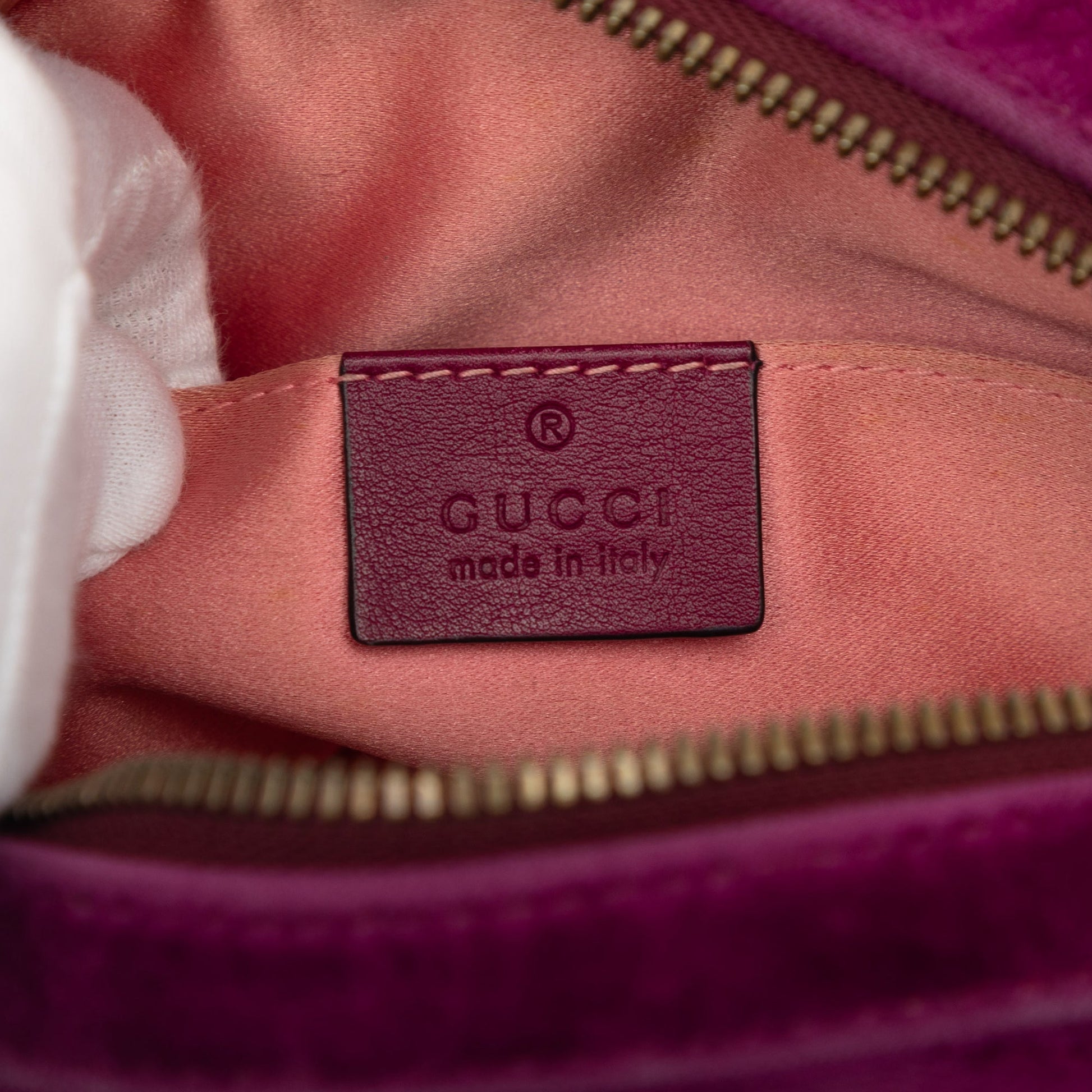 Gucci GG Marmont Matelasse Velvet Belt Bag